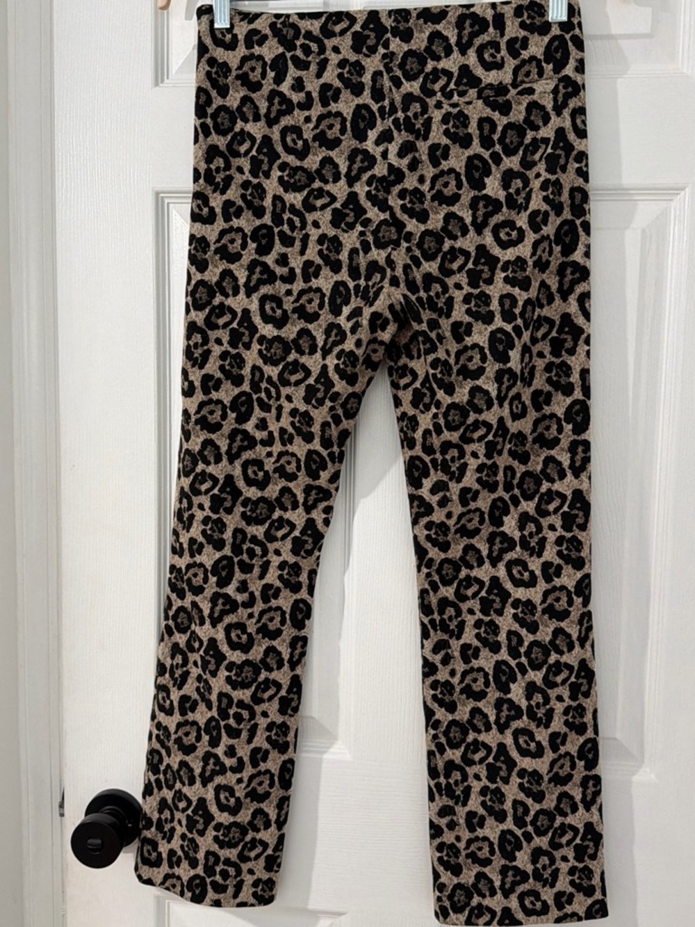 Sézane Ciara Leopard Jacquard Print Knit Pants - Beige & Black - Picture 3 of 5